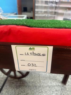 ESPOSITORE IN LEGNO CARRELLATO (Liquidazione Giudiziale CCI)